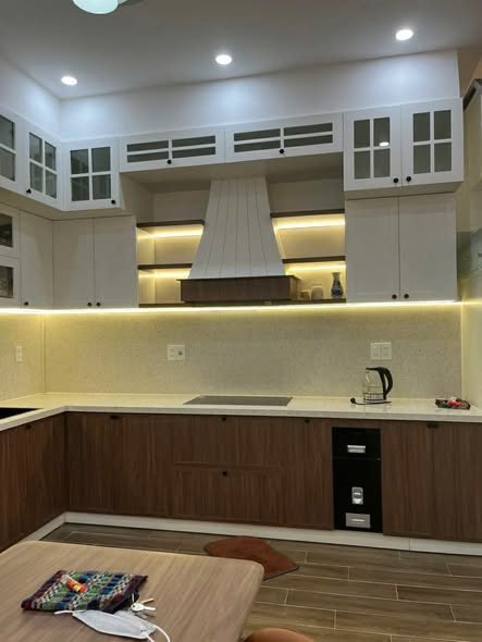 Modern 3-Storey House with Prime Frontage Location — photo 4