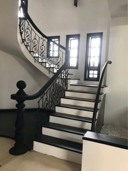 Spacious 3-Bedroom Villa Near My Khe Beach — photo 5