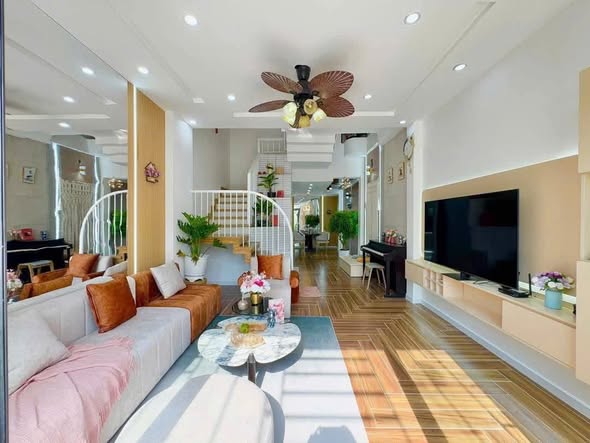 Spacious 4-Bedroom House in Central Da Nang Area β photo 4