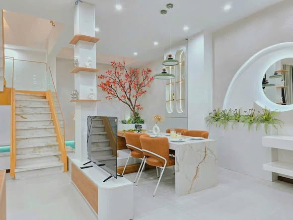 Luxury Villa in Hai Chau City Center - Fully Furnished — photo 3