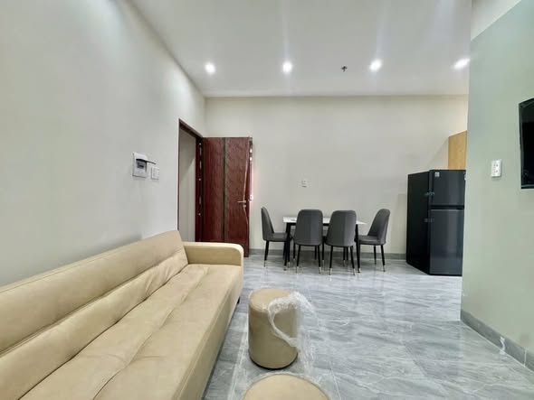 Modern Apartment on Convenient Street, Ready to Move In — photo 2