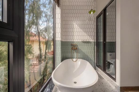 Premium Riverside Villa in Exclusive Son Tra Compound — photo 4