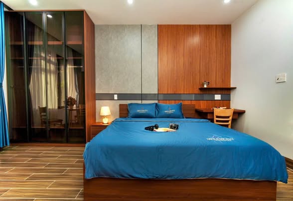 Corner Sea View Apartment with Two Bedrooms Available — photo 3