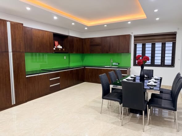 Spacious 3-Story House in Hoang Hiep for Sale — photo 2