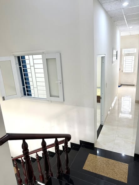 Modern 2-Story House Near 30/4 Street Central Location — photo 5