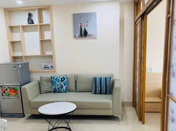 Modern Beachside 1-Bedroom Apartment in Da Nang — photo 5