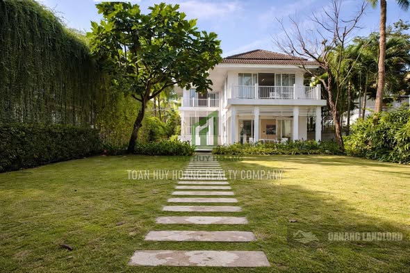 Premier Four-Bedroom Pool Villa Near My Khe Beach β photo 2