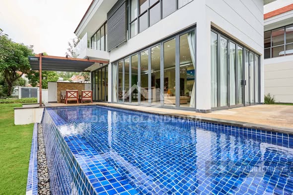 Ocean Villas Luxury Pool Villa with Private Garden β photo 1