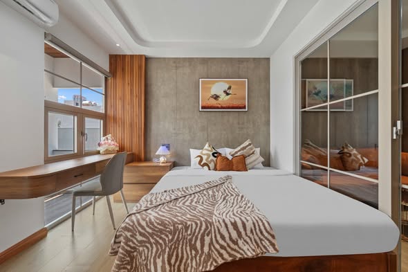 Brand New Beachfront Apartment with Private Balcony — photo 4