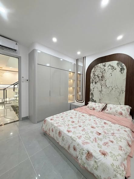 Spacious 3-Bedroom House in Central Da Nang — photo 3