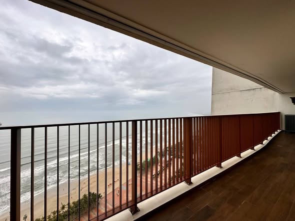 Premium Beachfront Apartment with Ocean Views in Da Nang — photo 5
