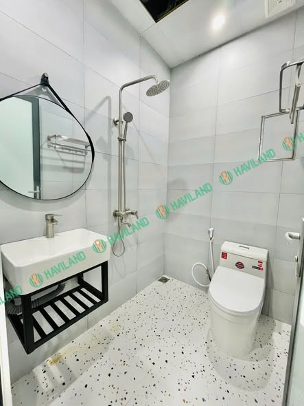 Modern 1-Bedroom Apartment on Le Thanh Nghi Street — photo 4