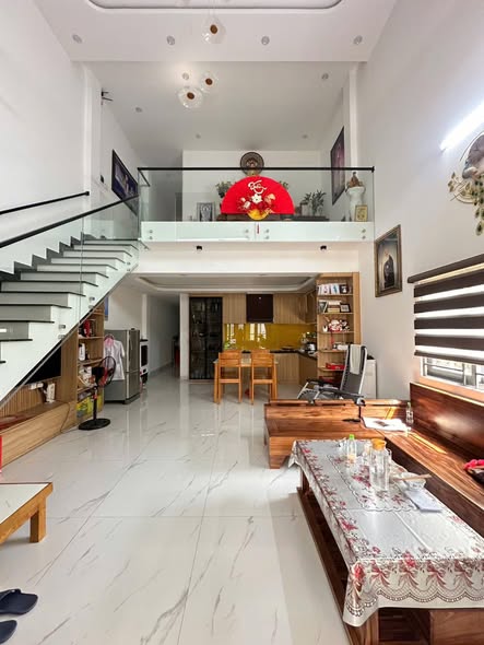 Beautiful House for Sale with Mezzanine in Da Nang — photo 1