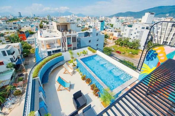 Stunning 6-Story Apartment Building for Sale — photo 3