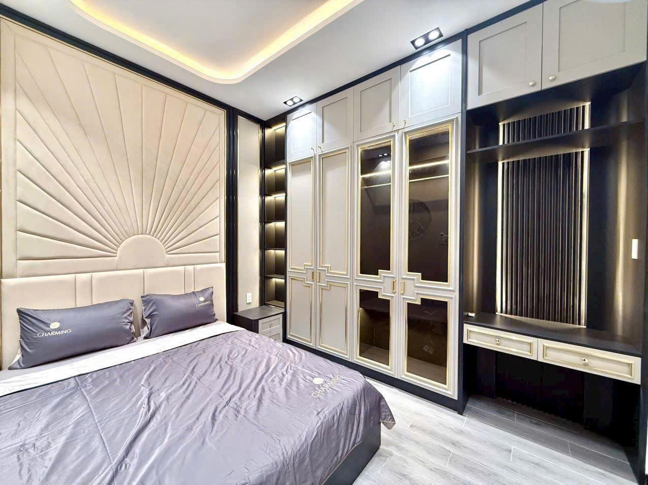 FOR SALE – 5-STORY APARTMENT BUILDING – PRIME CORNER LOT – NEAR BEACH & FIREWORK VIEW — photo 4