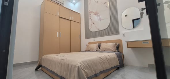 Spacious Two-Story House on Vu Lang Alley for Sale — photo 5