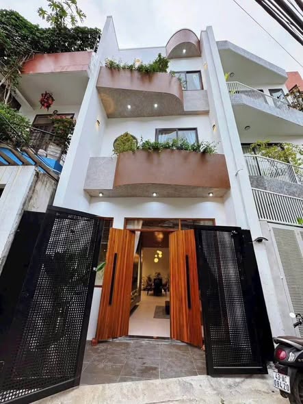 Fantastic 3-Story House for Sale in Hai Chau District — photo 2