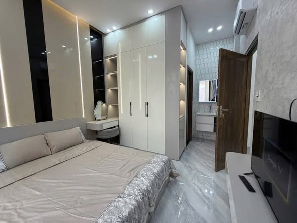 Modern 3-Story Home in Central Hai Chau District — photo 5