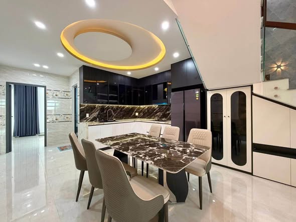 Spacious 3-Story Frontage House for Sale in Da Nang — photo 4