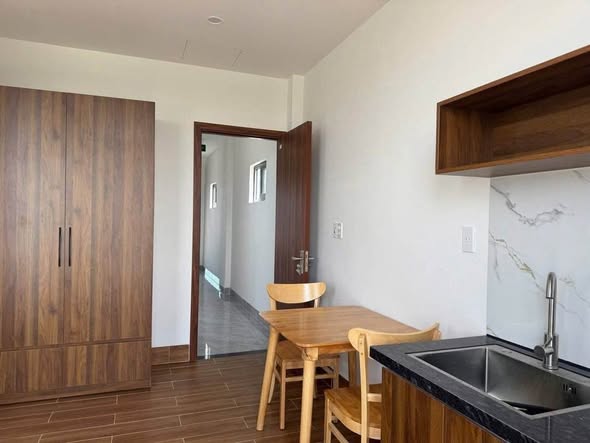 Modern 8-Floor Building Near Pham Van Dong For Sale — photo 2