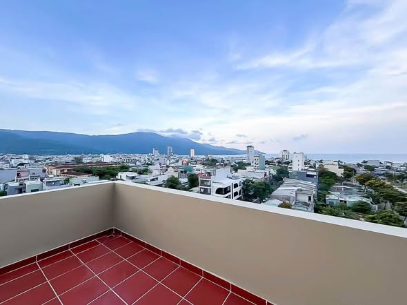 Cozy 1-Bedroom Apartment in Son Tra Near Beach — photo 2