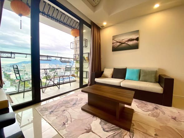 Modern 2-Bedroom Apartment in Hiyori Garden Tower β photo 1