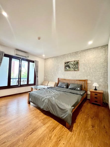 Modern 1-Bedroom Apartment in Son Tra with Full Furnishings β photo 1