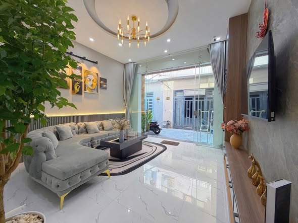 Modern Three-Story House in Da Nang for Sale — photo 4