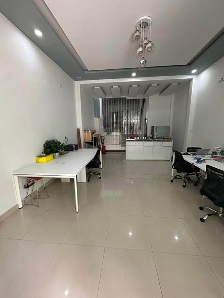 Spacious 4-Bedroom House in Quiet Nam Viet Area β photo 5