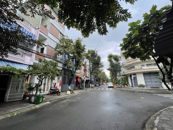 Prime Tran Khat Chan Street Land and House for Sale — photo 2