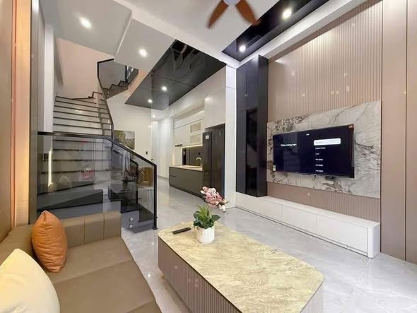 3-Story House in Hai Chau District for Sale — photo 2