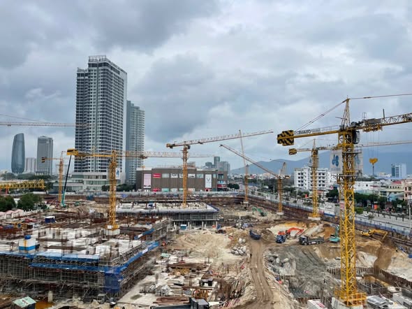 Prime Land Plot with House for Sale in Da Nang — photo 2