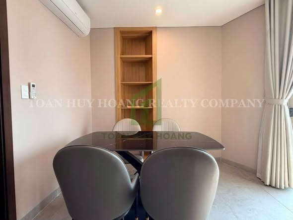 Premium Bach Dang Complex Apartment with Spacious Balcony — photo 5