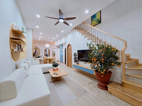 Spacious Modern Two-Story House for Sale in Da Nang — photo 4