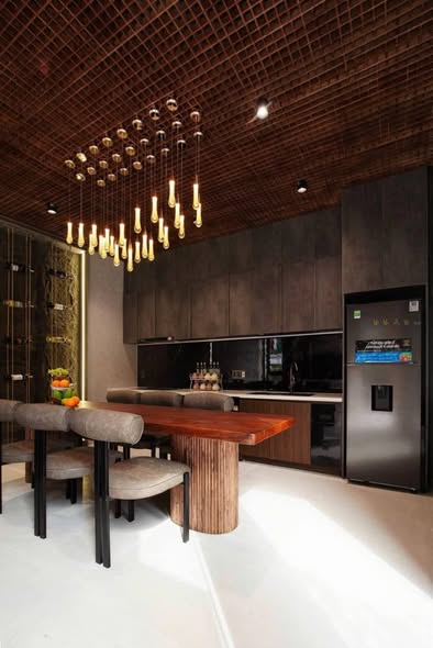 Spacious 5-Bedroom Villa in Prime Danang Location — photo 4