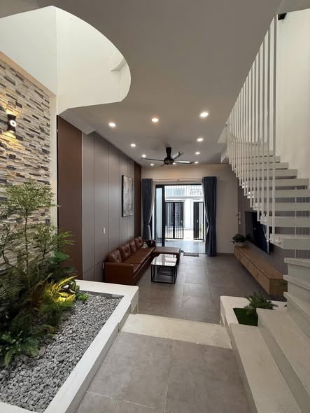 Modern 3-Story Home for Sale in Thanh Khe, Da Nang — photo 5