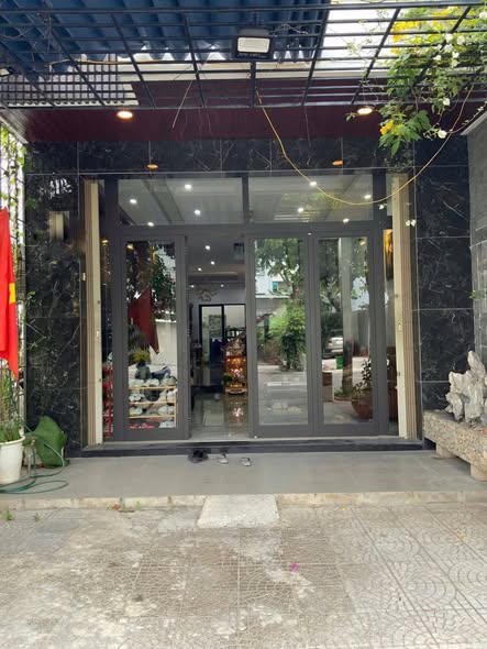 Spacious 3-Story House in Hoa Xuan, Da Nang — photo 2