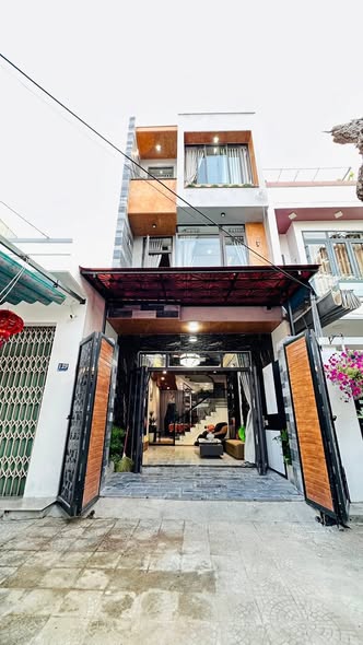 Modern 3-Story Furnished House for Sale in Da Nang — photo 1
