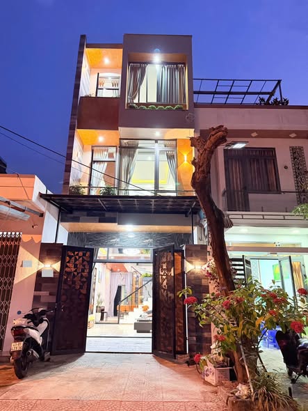 Prime Lot on Trường Chinh for Sale — photo 1