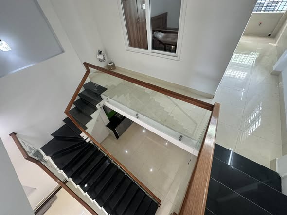 Charming Frontage House in Khuê Trung for Sale — photo 4