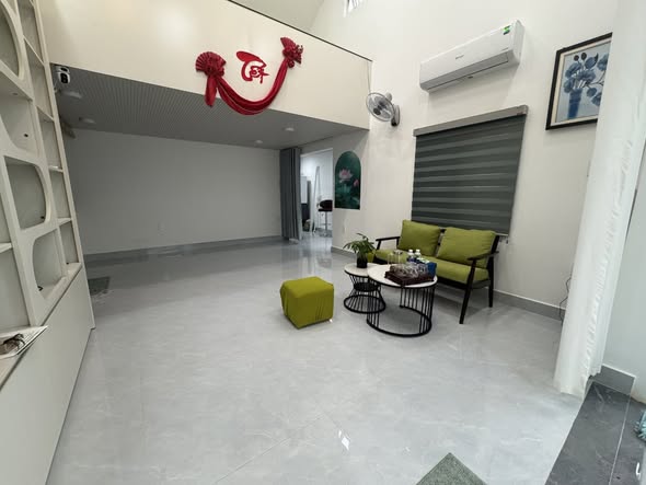 Secure House Next to Police Station for Sale — photo 2