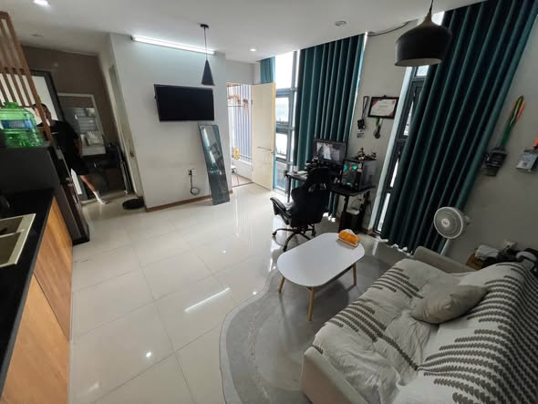 Modern 3-Story Townhouse for Sale in Hai Chau — photo 2