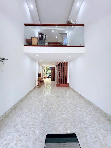 Spacious 5-Story House for Rent on Huynh Ngoc Hue — photo 2