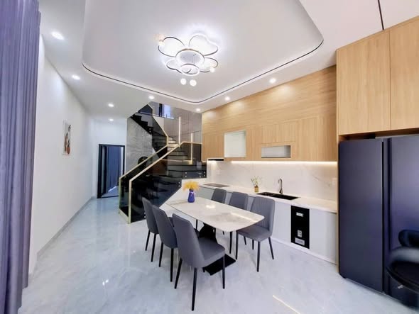 Spacious 3-Story House For Sale in Danang — photo 2