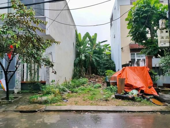 Prime Cam Le Land For Sale Near Market — photo 2