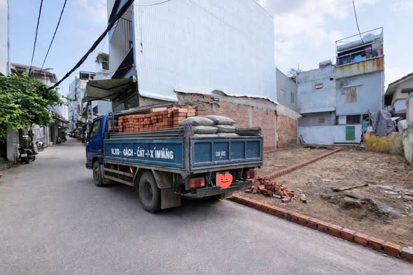 Beachfront Land Plot for Sale in Da Nang — photo 2