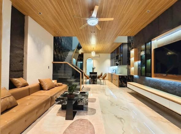 Beautiful 3-Story House with 7.5m Frontage for Sale — photo 4