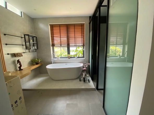 Spacious 2-Story Frontage House in Nam Việt Á Area — photo 5