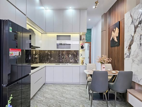 Spacious Two-Story House in Hoà Khánh for Sale — photo 3