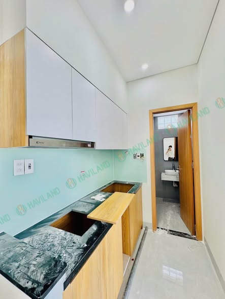 Brand New Apartment in Peaceful Hoa Xuan Neighborhood — photo 5